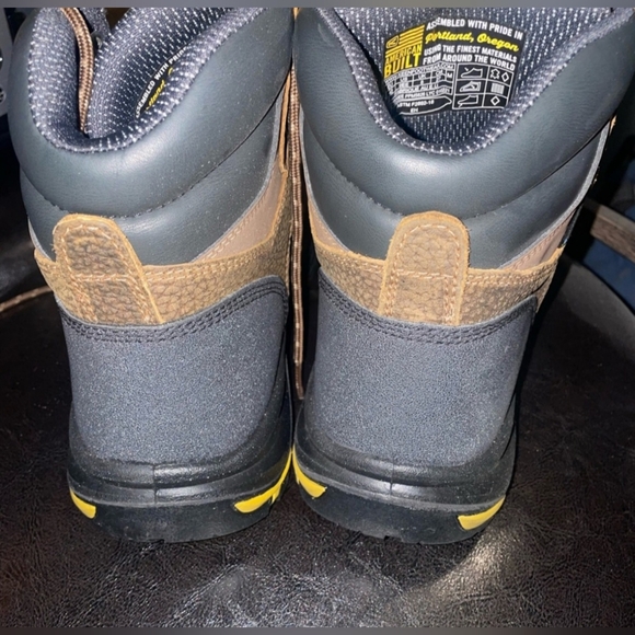 Keen Mt Vernon 6" Waterproof Boot - Picture 3 of 10